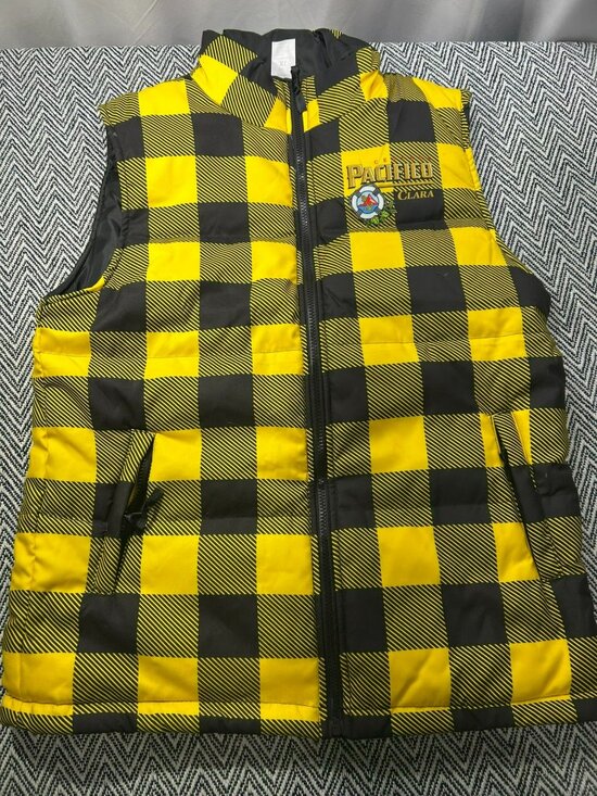 Cerveza Pacifico Clara Other - Cerveza Pacifico Clara Grey Dog T-Shirt XL & Yellow Buffalo Check Quilted Vest X